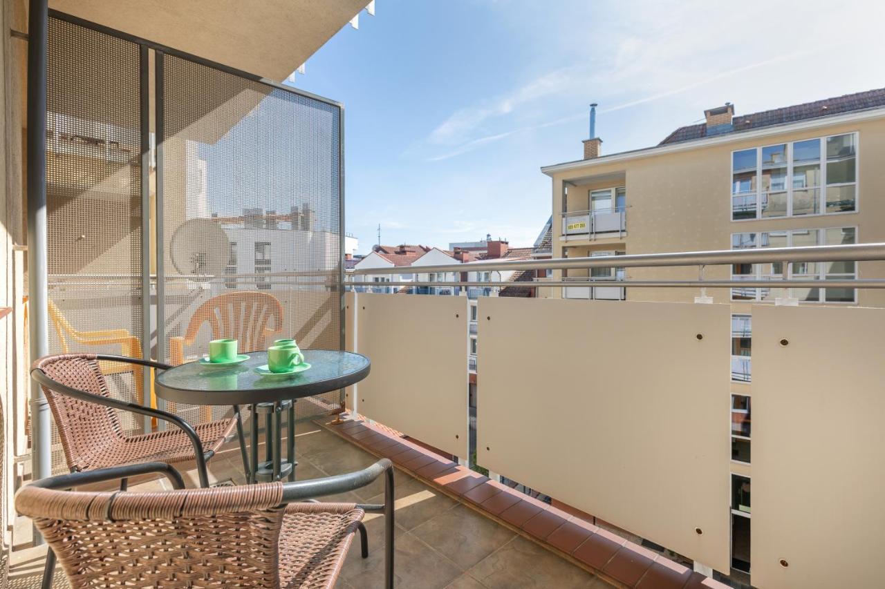 Jantar Apartamenty -Port Kolobrzeg- Westerplatte Z Garazem ภายนอก รูปภาพ