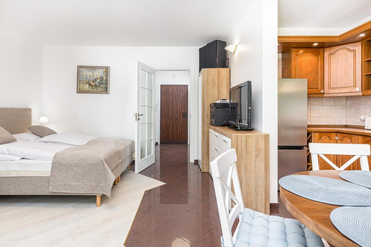 Jantar Apartamenty -Port Kolobrzeg- Westerplatte Z Garazem ภายนอก รูปภาพ